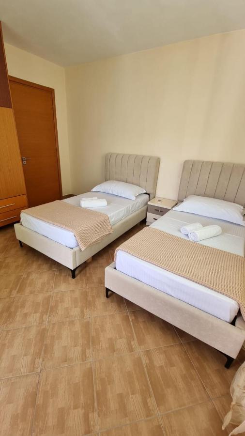 Ideal Apartments & Rooms Sarande Exterior photo